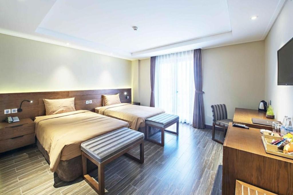 Thang Loi Tam Dao Hotel Exteriör bild