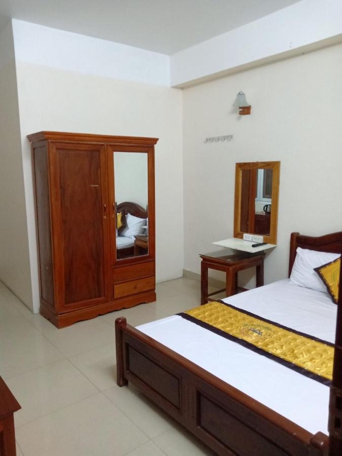 Thang Loi Tam Dao Hotel Exteriör bild